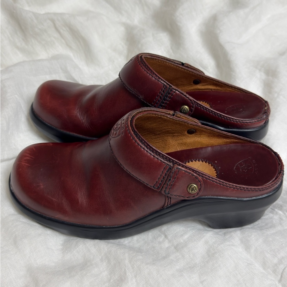 Ariat Red Leather Slip On Clogs Size 7 Classic Western - Picture 5 of 11
